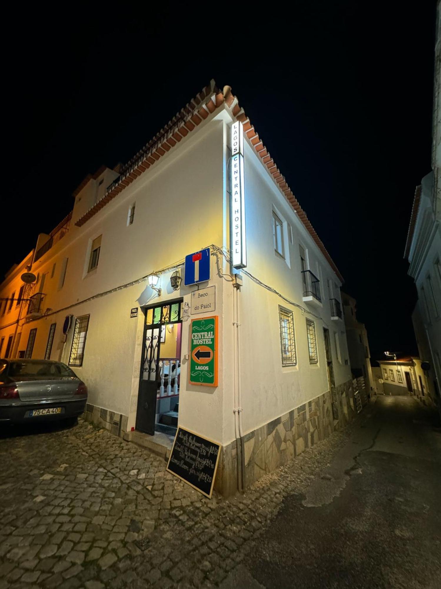 Lagos Central Hostel Exteriör bild